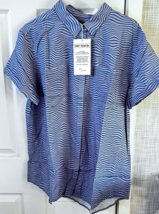 Wildfang The Essential Button Up Short Sleeve Sonic Print Pink Blue Larg... - $28.43