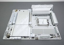 GIGABYTE B850 AORUS ELITE WIFI7 AMD B850 ATX DDR5 Wi-Fi 7 Motherboard - White image 6