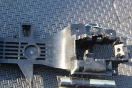 13-15 SCION FR-S SUBARU BRZ PASSENGER RIGHT EXTERIOR DOOR HANDLE BRACKET M318 image 4