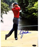 Tiger Woods signed photo with COA - $3,543.71 MXN