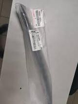 75533-60031 TOYOTA Genuine New Mold FR W/S Outer RH.  - $68.88