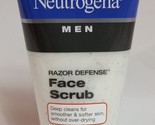 Neutrogena Men Razor Defense Face Scrub 4.2 Oz. - £15.88 GBP