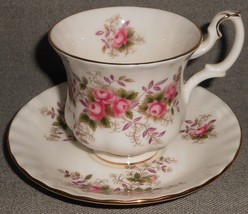 Royal Worcester LAVENDER ROSE PATTERN Montrose Cup &amp; Saucer MADE IN ENGLAND - $29.69