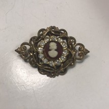 Vintage CORO Cameo Brooch Gold Tone - £13.44 GBP