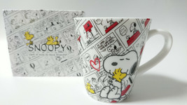 SNOOPY MUG Penauts Snoopy / Comic Gift - $44.88