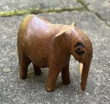 Vintage Hand Carved Elephant Wooden Sculpture Figurine Statue - £15.90 GBP