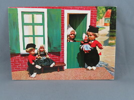 Vintage Postcard - Postiljon Motel Arnhem Dutch Dolls -  Vita Nova - €13,12 EUR