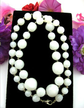 White SWIRL BEADED Vintage NECKLACE Graduated Cloudy ODD Beads Silverton... - $12.99