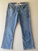Levis 518 Jeans Womens 38x31 Blue Denim Bootcut Medium Wash Fading Tag 19M - £14.68 GBP