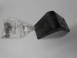 2004 Chevrolet Silverado 1500 Front Left LH Driver Fender Bracket - $26.99