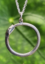 Snake Ouroboros Necklace Pendant 925 Silver 18&quot; Chain Astrological Serpent Boxed - £34.52 GBP