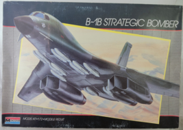 1986 MONOGRAM B-1B Strategic Bomber 1/72 Scale Model Kit 5606 - $110.00