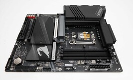 GIGABYTE Z790 AORUS ELITE AX LGA 1700 ATX Intel Motherboard READ image 6