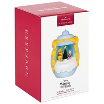 2022 - Hallmark / Disney - Winnie Pooh - A Smallish Gift Ornament - Magic Light - £14.64 GBP