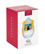 2022 - Hallmark / Disney - Winnie Pooh - A Smallish Gift Ornament - Magi... - £14.63 GBP