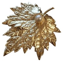 Vintage Napier Gold Tone Leaf - £19.67 GBP