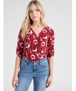 WEST K Women&#39;s Floral Roll Tab Knit Blouse, Medium - $299.27 MXN