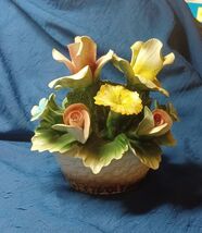 Nuova Capodimonte Flower Bouquet Basket Centerpiece Rose Italy Porcelain... - $28.47