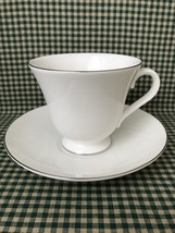 Wedgwood Signet Platinum Bone China Teacup &amp; Saucer (White), Made in England - £17.58 GBP