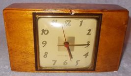 General Electric GE Wood Case Clock Vintage Mid Century Model 3H176 Working - £23.45 GBP