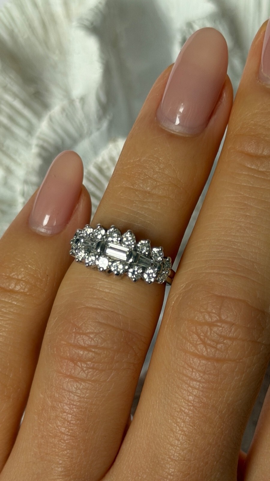 14K White Gold Diamond 0.80 carats Ring Size 4 Item image 3