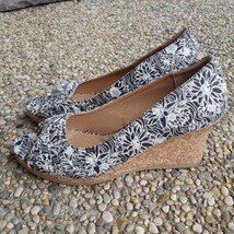DexFlex Comfort by Dexter Black &amp; White Floral Open Toe Wedges - Size 8.5 - $17.99