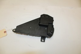 2004-2007 BMW 530i 545i 525i ENGINE FUSE RELAY BOX TRUNK MOUNTED M893 image 7