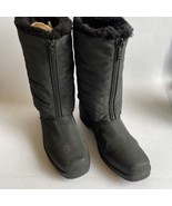 Totes Women&#39;s Size 9 Winter Snow Boots Zip Faux Fur Lined Black Snowflake - $17.09