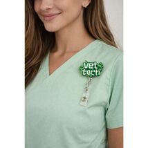 Green Sparkly Vet Tech Badge Reel – Glitter Paw Print ID Holder Alligato... - $8.86