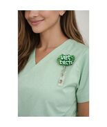 Green Sparkly Vet Tech Badge Reel – Glitter Paw Print ID Holder Alligato... - $8.86