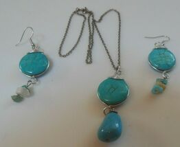 Vintage Silver-tone Faux Turquoise Pendant Necklace &amp; Hook Earrings - $24.50