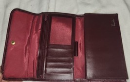 Princess Gardner Vintage Dark Red Luxhyde Wallet Money Cards Organizer C... - $372.45 MXN