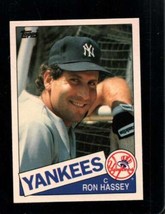 1985 Topps Traded #48 Ron Hassey Nmmt Yankees *AZ0602 - £1.91 GBP