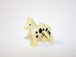 Gift Minifigure Dog Animal Tan Spotted Fast Ship - $45.70 MXN