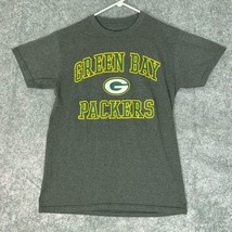 Green Bay Packers Mens T Shirt Small Green Gold NFL Football Short Sleev... - $24.98