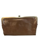 Hobo The Original Lauren Clutch Wallet Metallic Bronze Excellent - $1,384.02 MXN