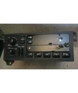 Plymouth Chrysler 92-03 Jeep Eagle OEM AM/FM Radio Part # P5269290 - $888.38 MXN