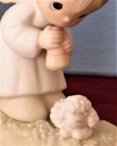  Angel Watching over a Lamb God&#39;s Ray Of Mercy Precious Moment Figurine pm841 - £19.66 GBP