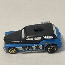 Cockney Cab II Hot Wheels Diecast Car HW City Works 5 Pack Taxi 2017 Blu... - $4.75