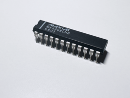 1X MAX208CNG MAX208 MAXIM 5V RS-232 Transceivers 0.1uF Ext. Capacitors D... - $4.00