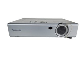 Panasonic PT-LB20U 2000 Lumens XGA Desktop Multimedia 3LCD Projector w/Lamp - £12.76 GBP