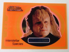 Star Trek Voyager Closer to Home Intersteller Species card IS7 orange Th... - $14.39