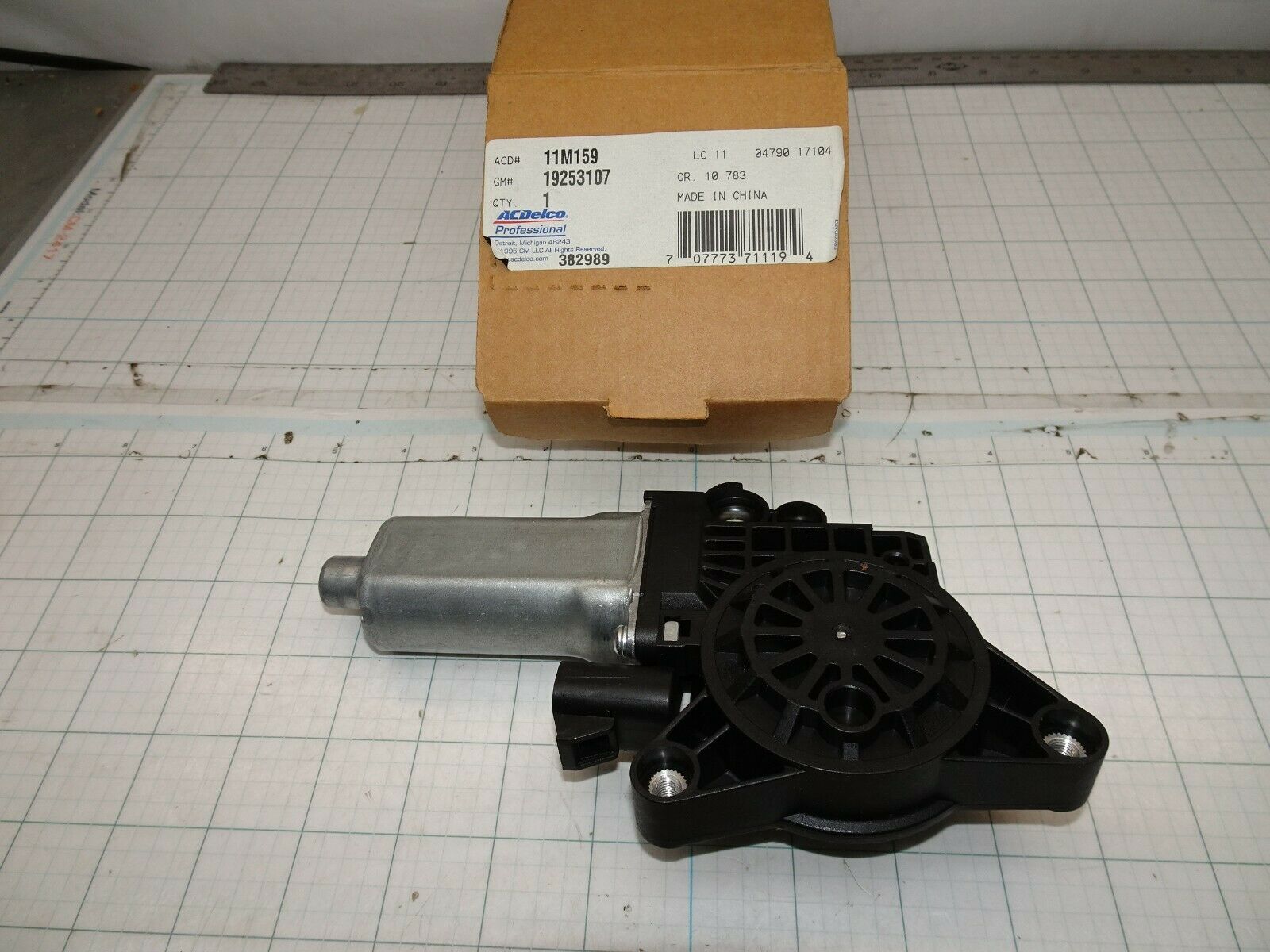 GM 19253107 Power window Lift Motor ACDelco 11M159 OEM NOS General Motors - $49.32