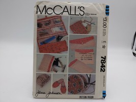 1981 McCalls #7842 Travel Accessory Package Complete &amp; Uncut - £6.14 GBP