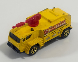 MATCHBOX FIRE TANKER PUMPER TRUCK AIRPORT YELLOW/RED 2003 MB594 MATTEL L... - $41.27 MXN