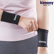 Kimony KCW810 Wrist Protector Wrist Support Adjustable Strap Black S&amp;M&amp;L... - £23.89 GBP