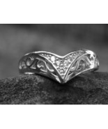 BECOME A MEMBER OF THE ELITE VAMPIRE CLAN Haunted Ring of secret powers - $95.00