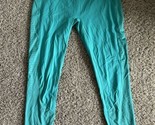 Gymshark Womens Green Solid Stretch Tight Yoga Workout Leggings Size Large - $23.36