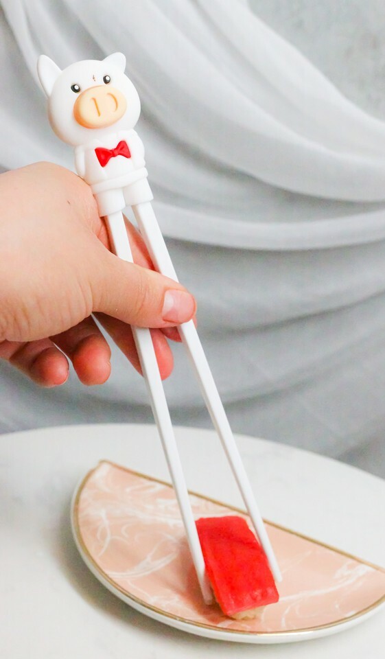 White Porky Pig Reusable Training Chopsticks Set With Silicone Helper BP... - $11.49