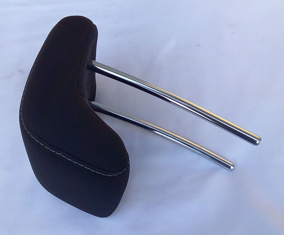 2012 - 2014 Ford Focus Rear Middle Center Headrest Head Rest OEM CV6Z586... - $29.50